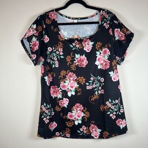 NWT Cyanstyle Black Floral Tee 2XL